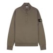 Heren Sweaters Stone Island 811563420.V0075 - WALNUT. Direct leverbaar uit de webshop van www.vipshop.nl/.