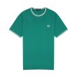 Heren T-shirts Fred Perry M1588.Y37 LABEL GREEN/. Direct leverbaar uit de webshop van www.vipshop.nl/.